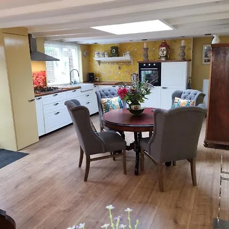 Zomerhuis Vlak Bij Zee Holiday home Wijk aan Zee