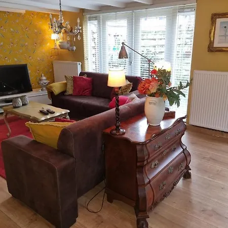Holiday home Zomerhuis Vlak Bij Zee